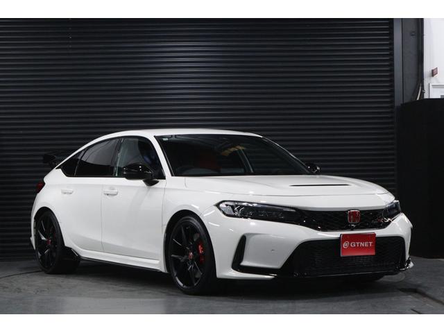 シビック タイプR 当店お客様直接買取 ワンオーナー 禁煙車 純正19インチAW 純正brembo 無限パフォーマンスダンパー/フロアマット スプーンリジカラ 専用セミバケットシート リヤスポイラー 純正ナビ/フルセグ(4枚目)