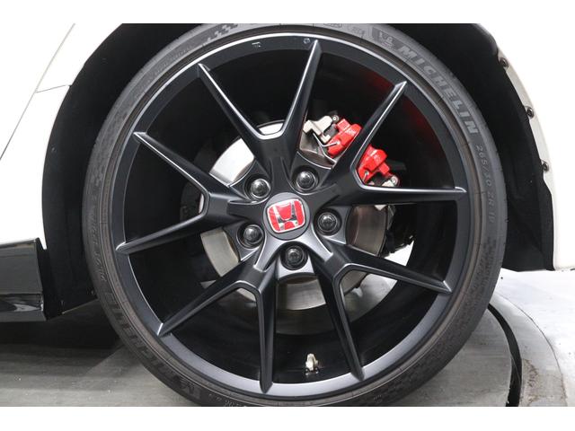 シビック タイプR 当店お客様直接買取 ワンオーナー 禁煙車 純正19インチAW 純正brembo 無限パフォーマンスダンパー/フロアマット スプーンリジカラ 専用セミバケットシート リヤスポイラー 純正ナビ/フルセグ(20枚目)