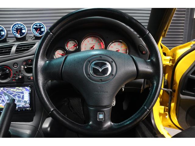 ＲＸ－７ タイプＲバサースト　当店お客様直接買取　屋内ガレージ保管　６型　後期最終型　ＥＮＫＥＩ１８インチＡＷ　ＨＫＳ車高調　フジツボマフラー　ナイトスポーツフロントバンパー　Ｄｅｆｉ３連メーター（6枚目）