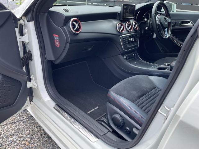 ＣＬＡクラス ＣＬＡ１８０　ＡＭＧライン　ターボ　ＴＶナビ　Ｂカメラ　１９アルミ　ＨＩＤ（12枚目）