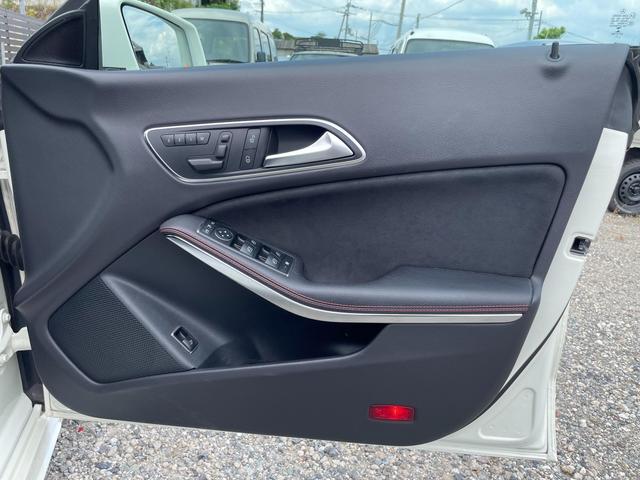 ＣＬＡクラス ＣＬＡ１８０　ＡＭＧライン　ターボ　ＴＶナビ　Ｂカメラ　１９アルミ　ＨＩＤ（22枚目）