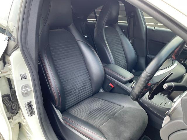 ＣＬＡクラス ＣＬＡ１８０　ＡＭＧライン　ターボ　ＴＶナビ　Ｂカメラ　１９アルミ　ＨＩＤ（26枚目）