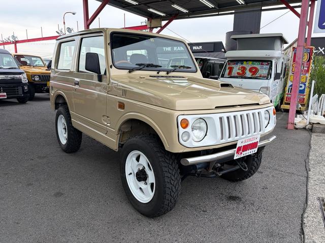 ジムニー ワイルドウインド　４ＷＤ　オールペイント　ウッドハンドル　シートカバー　スペアタイヤカバー　前後ステンレスパンパー　ホワイトホイール　ＭＴタイヤ　ＥＴＣ　ＣＤデッキ（14枚目）