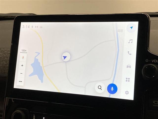 ハイブリッドＺ　フルセグ　メモリーナビ　ミュージックプレイヤー接続可　後席モニター　バックカメラ　衝突被害軽減システム　ＥＴＣ　両側電動スライド　ＬＥＤヘッドランプ　ウオークスルー　乗車定員７人　３列シート(3枚目)
