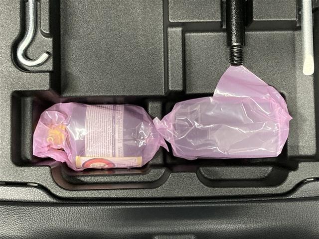クラウンハイブリッド ＲＳアドバンス　フルセグ　メモリーナビ　ＤＶＤ再生　ミュージックプレイヤー接続可　バックカメラ　衝突被害軽減システム　ＥＴＣ　ドラレコ　ＬＥＤヘッドランプ（10枚目）