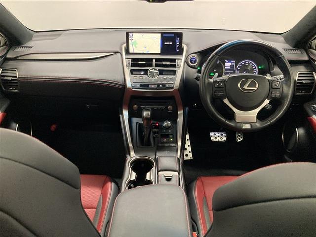 ＮＸ ＮＸ３００ｈ　Ｆスポーツ　革シート　サンルーフ　４ＷＤ　フルセグ　メモリーナビ　ＤＶＤ再生　ミュージックプレイヤー接続可　バックカメラ　衝突被害軽減システム　ＥＴＣ　ドラレコ　ＬＥＤヘッドランプ　ワンオーナー（3枚目）