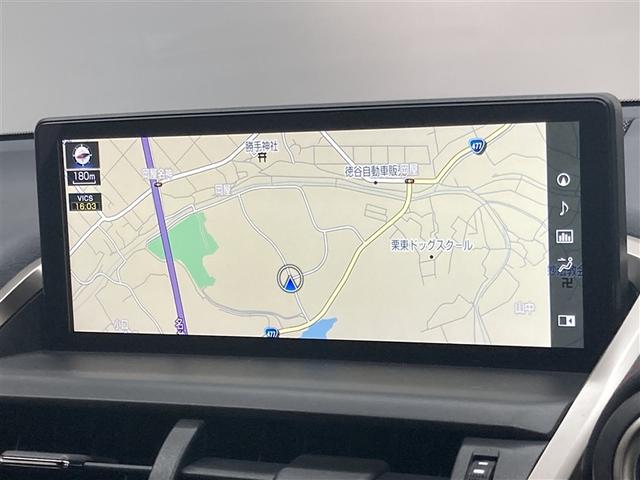 ＮＸ ＮＸ３００ｈ　Ｆスポーツ　革シート　サンルーフ　４ＷＤ　フルセグ　メモリーナビ　ＤＶＤ再生　ミュージックプレイヤー接続可　バックカメラ　衝突被害軽減システム　ＥＴＣ　ドラレコ　ＬＥＤヘッドランプ　ワンオーナー（4枚目）
