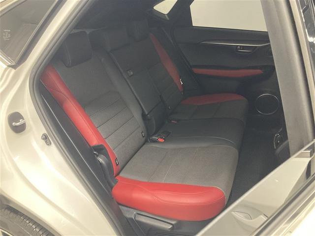 ＮＸ ＮＸ３００ｈ　Ｆスポーツ　革シート　サンルーフ　４ＷＤ　フルセグ　メモリーナビ　ＤＶＤ再生　ミュージックプレイヤー接続可　バックカメラ　衝突被害軽減システム　ＥＴＣ　ドラレコ　ＬＥＤヘッドランプ　ワンオーナー（16枚目）