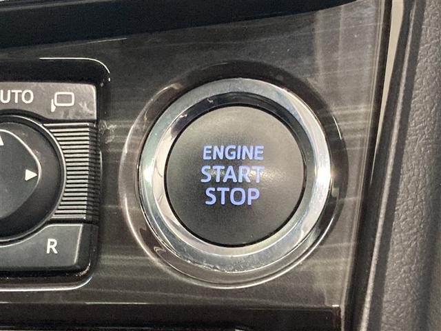 クラウン アスリートS 革シート サンルーフ フルセグ メモリーナビ DVD再生 ミュージックプレイヤー接続可 バックカメラ 衝突被害軽減システム ETC ドラレコ LEDヘッドランプ ワンオーナー(17枚目)