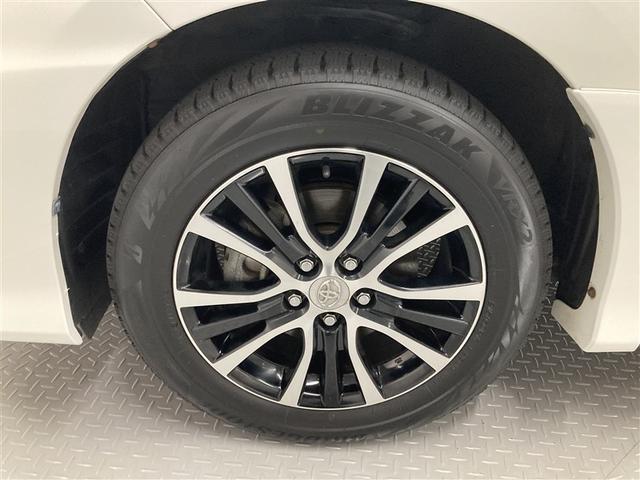 エスティマハイブリッド アエラス　プレミアムエディション　４ＷＤ　フルセグ　メモリーナビ　ＤＶＤ再生　ミュージックプレイヤー接続可　後席モニター　バックカメラ　ＥＴＣ　両側電動スライド　ＨＩＤヘッドライト　乗車定員７人　３列シート（33枚目）