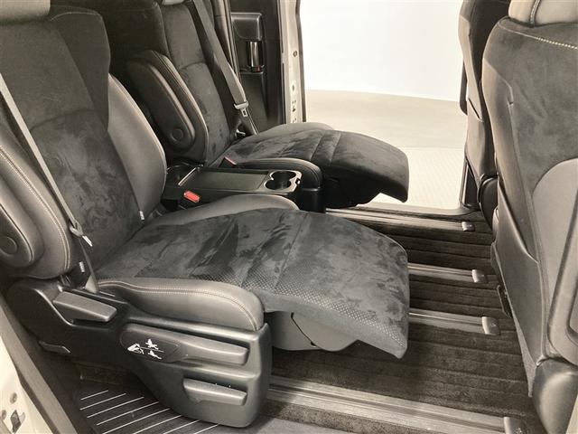 アルファード 2.5S タイプゴールドIII ミュージックプレイヤー接続可 バックカメラ 衝突被害軽減システム ETC 両側電動スライド LEDヘッドランプ 乗車定員7人 3列シート ワンオーナー(12枚目)