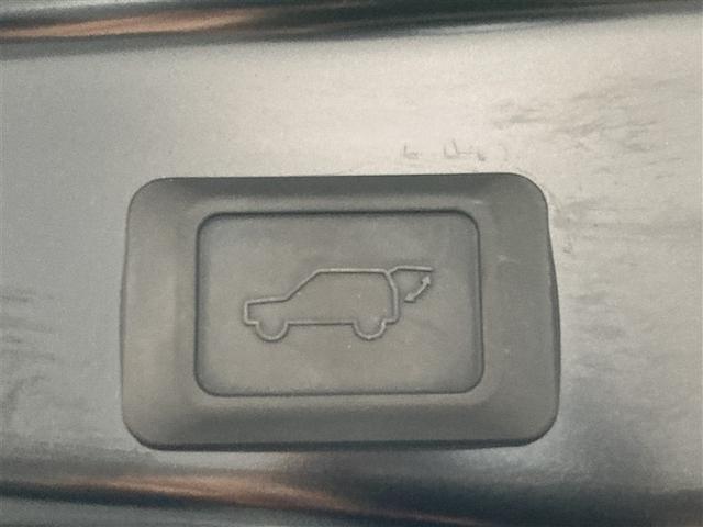 RAV4 G 4WD ミュージックプレイヤー接続可 バックカメラ 衝突被害軽減システム ETC LEDヘッドランプ ワンオーナー(10枚目)