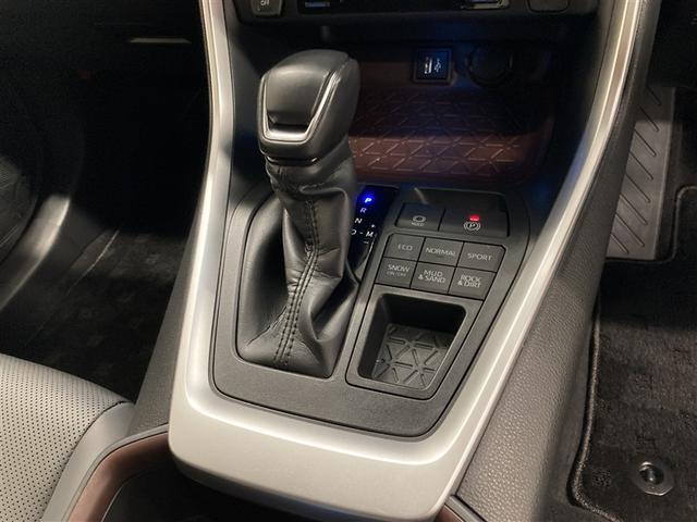 RAV4 G 4WD ミュージックプレイヤー接続可 バックカメラ 衝突被害軽減システム ETC LEDヘッドランプ ワンオーナー(28枚目)