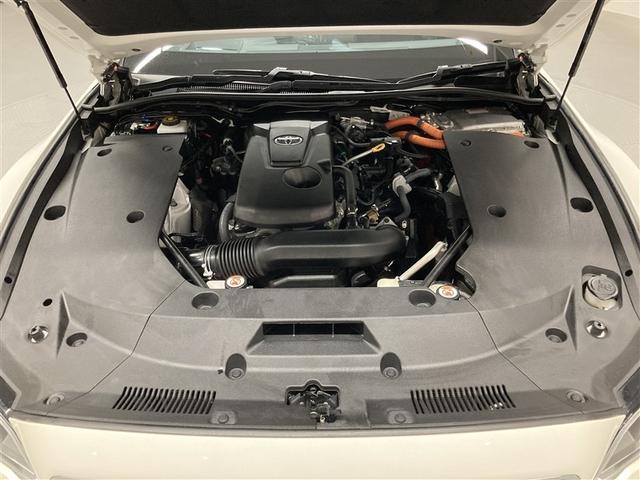 クラウンハイブリッド ＲＳアドバンス　フルセグ　メモリーナビ　ＤＶＤ再生　ミュージックプレイヤー接続可　バックカメラ　衝突被害軽減システム　ＥＴＣ　ドラレコ　ＬＥＤヘッドランプ　ワンオーナー（33枚目）