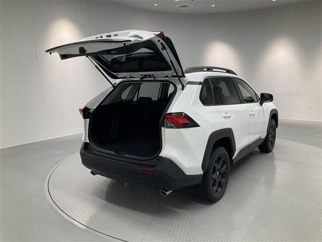 RAV4 アドベンチャー オフロードパッケージII 4WD ミュージックプレイヤー接続可 バックカメラ 衝突被害軽減システム ETC ドラレコ LEDヘッドランプ ワンオーナー(7枚目)