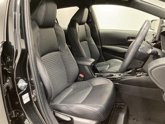 カローラツーリング ハイブリッド　ダブルバイビー　ミュージックプレイヤー接続可　バックカメラ　衝突被害軽減システム　ＥＴＣ　ＬＥＤヘッドランプ　ワンオーナー（9枚目）