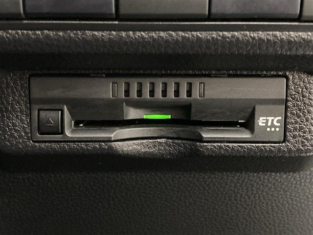 カローラツーリング ハイブリッド　ダブルバイビー　ミュージックプレイヤー接続可　バックカメラ　衝突被害軽減システム　ＥＴＣ　ＬＥＤヘッドランプ　ワンオーナー（19枚目）