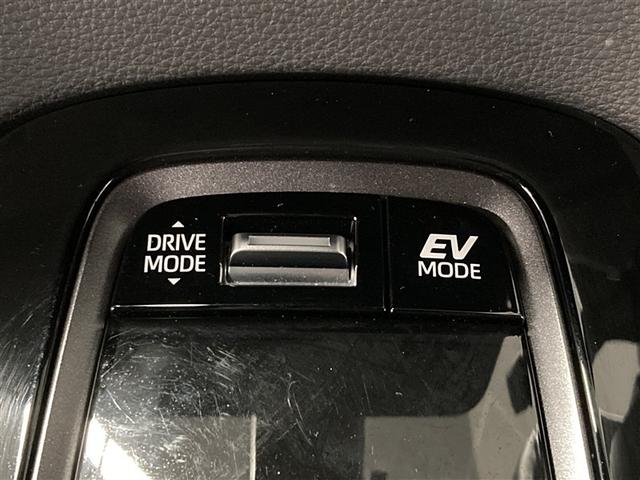 カローラツーリング ハイブリッド　ダブルバイビー　ミュージックプレイヤー接続可　バックカメラ　衝突被害軽減システム　ＥＴＣ　ＬＥＤヘッドランプ　ワンオーナー（21枚目）