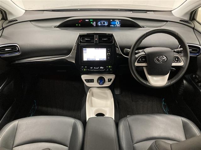 プリウス Ａツーリングセレクション　フルセグ　メモリーナビ　ＤＶＤ再生　ミュージックプレイヤー接続可　バックカメラ　衝突被害軽減システム　ＥＴＣ　ＬＥＤヘッドランプ（3枚目）