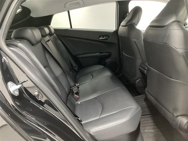 プリウス Ａツーリングセレクション　フルセグ　メモリーナビ　ＤＶＤ再生　ミュージックプレイヤー接続可　バックカメラ　衝突被害軽減システム　ＥＴＣ　ＬＥＤヘッドランプ（12枚目）