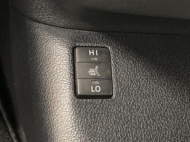 プリウス Ａツーリングセレクション　フルセグ　メモリーナビ　ＤＶＤ再生　ミュージックプレイヤー接続可　バックカメラ　衝突被害軽減システム　ＥＴＣ　ＬＥＤヘッドランプ（23枚目）