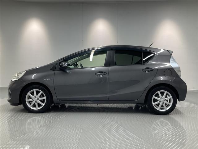 アクア Ｓ　フルセグ　メモリーナビ　ＤＶＤ再生　ミュージックプレイヤー接続可　バックカメラ　ＥＴＣ　ワンオーナー（5枚目）