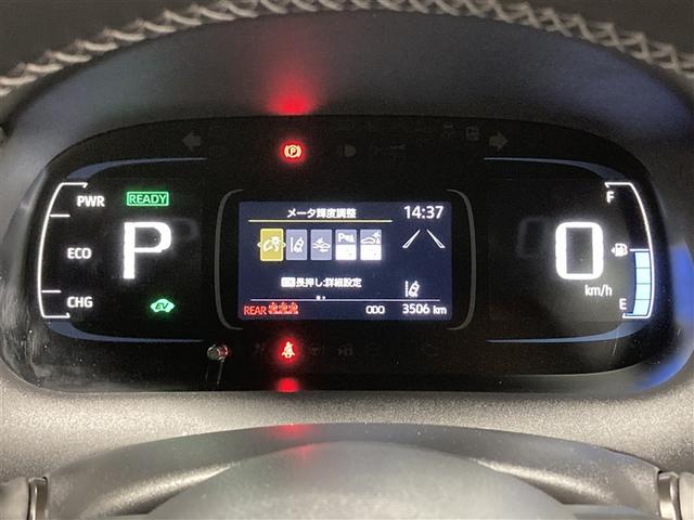 アクア ＧＲスポーツ　ミュージックプレイヤー接続可　バックカメラ　衝突被害軽減システム　ＥＴＣ　ＬＥＤヘッドランプ　ワンオーナー（12枚目）