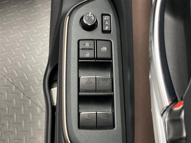 クラウンクロスオーバー Ｇアドバンスド・レザーパッケージ　革シート　４ＷＤ　ミュージックプレイヤー接続可　バックカメラ　衝突被害軽減システム　ＥＴＣ　ドラレコ　ＬＥＤヘッドランプ　ワンオーナー（24枚目）