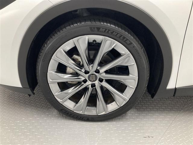 クラウンクロスオーバー Ｇアドバンスド・レザーパッケージ　革シート　４ＷＤ　ミュージックプレイヤー接続可　バックカメラ　衝突被害軽減システム　ＥＴＣ　ドラレコ　ＬＥＤヘッドランプ　ワンオーナー（34枚目）