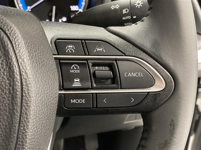 ノア ハイブリッドＧ　ＤＶＤ再生　ミュージックプレイヤー接続可　後席モニター　バックカメラ　衝突被害軽減システム　ＥＴＣ　ドラレコ　両側電動スライド　ＬＥＤヘッドランプ　乗車定員７人　３列シート　ワンオーナー（17枚目）