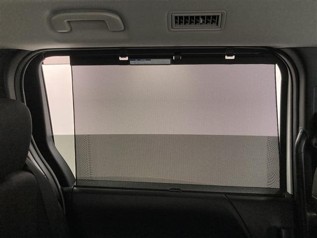 ノア ハイブリッドＧ　ＤＶＤ再生　ミュージックプレイヤー接続可　後席モニター　バックカメラ　衝突被害軽減システム　ＥＴＣ　ドラレコ　両側電動スライド　ＬＥＤヘッドランプ　乗車定員７人　３列シート　ワンオーナー（33枚目）