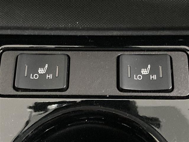 プリウスＰＨＶ Ｓ　ＧＲスポーツ　フルセグ　メモリーナビ　ＤＶＤ再生　ミュージックプレイヤー接続可　バックカメラ　衝突被害軽減システム　ＥＴＣ　ＬＥＤヘッドランプ（22枚目）