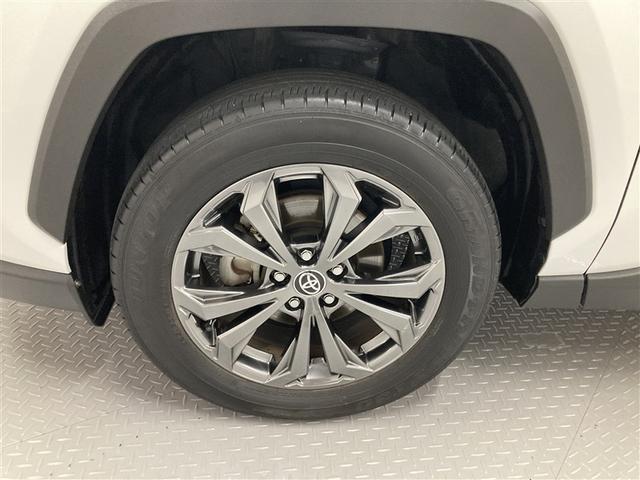 ＲＡＶ４ Ｇ　４ＷＤ　ミュージックプレイヤー接続可　バックカメラ　衝突被害軽減システム　ＥＴＣ　ドラレコ　ＬＥＤヘッドランプ　ワンオーナー（32枚目）