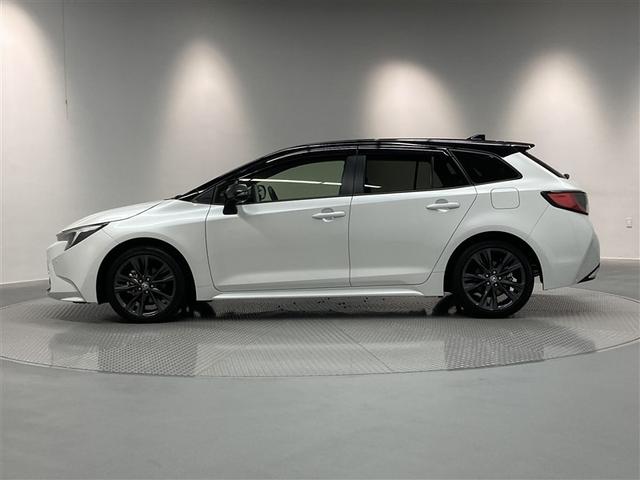 カローラツーリング ハイブリッド　ダブルバイビー　ミュージックプレイヤー接続可　バックカメラ　衝突被害軽減システム　ＥＴＣ　ドラレコ　ＬＥＤヘッドランプ（6枚目）