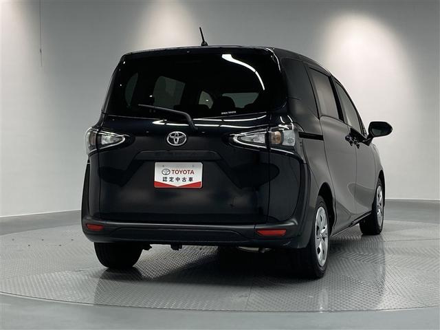 シエンタ ファンベースＸ　フルセグ　メモリーナビ　ＤＶＤ再生　ミュージックプレイヤー接続可　バックカメラ　衝突被害軽減システム　ＥＴＣ　電動スライドドア　ウオークスルー　ワンオーナー　アイドリングストップ（5枚目）