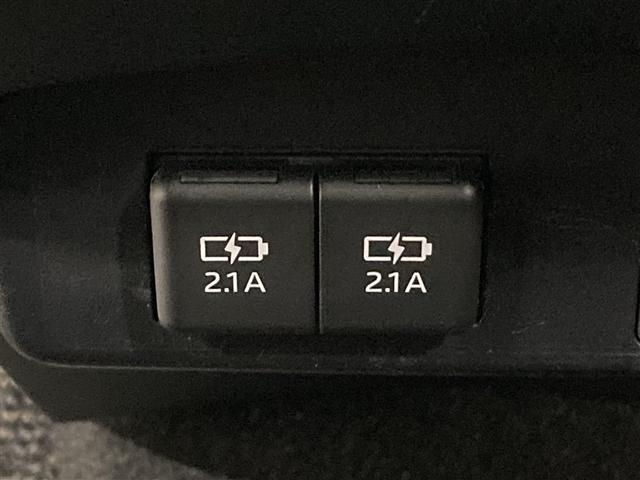 シエンタ ファンベースＸ　フルセグ　メモリーナビ　ＤＶＤ再生　ミュージックプレイヤー接続可　バックカメラ　衝突被害軽減システム　ＥＴＣ　電動スライドドア　ウオークスルー　ワンオーナー　アイドリングストップ（20枚目）