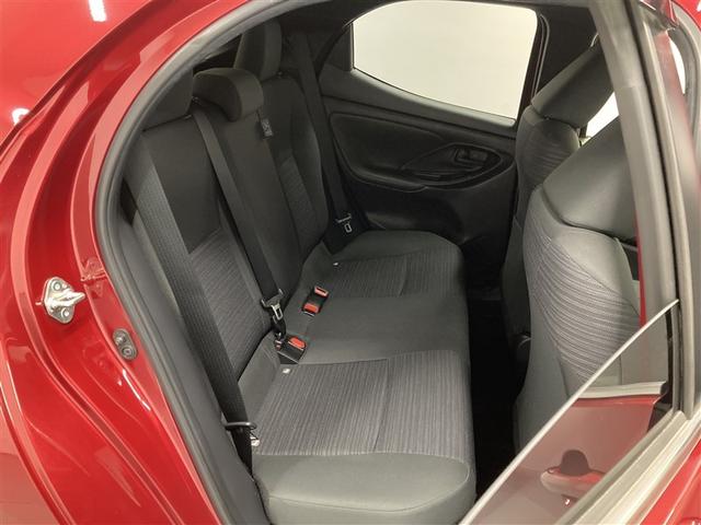 ヤリス ハイブリッドＺ　ミュージックプレイヤー接続可　バックカメラ　衝突被害軽減システム　ＥＴＣ　ＬＥＤヘッドランプ　ワンオーナー（12枚目）