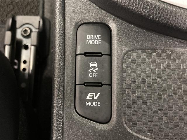 ヤリスクロス ハイブリッドＺ　フルセグ　メモリーナビ　ＤＶＤ再生　ミュージックプレイヤー接続可　バックカメラ　衝突被害軽減システム　ＥＴＣ　ＬＥＤヘッドランプ　ワンオーナー（22枚目）