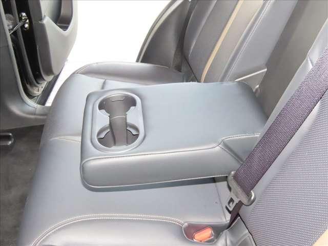 CX-60 XD-ハイブリッド エクスクルーシブスポーツ 360°ビューカメラ&モニター・フルセグTV・BOSE・レーダークルーズ・Android Auto/Apple CarPlay・ナッパレザーシート・前席シートベンチレーション(32枚目)