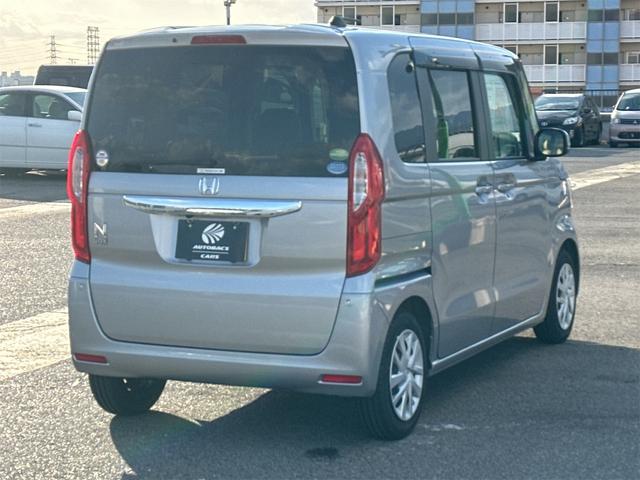 Ｎ－ＢＯＸ Ｇ・Ｌホンダセンシング　ワンオーナー　キーレス　エアバッグ　オートマ　フル装備　ＨＩＤヘッドライト　ＥＴＣ　スマートキー（6枚目）