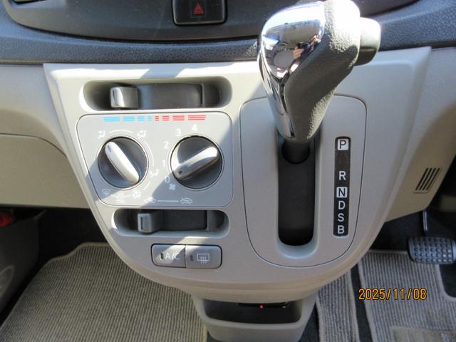 ミライース X 純正ナビ・地TV・DVD/CD・BLUETOOH・エコアイドル・禁煙車・電動格納ミラー・ETC・キーレスキー・(17枚目)