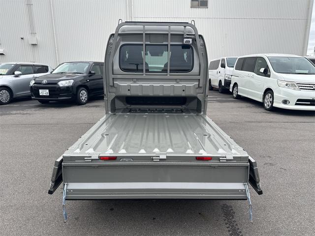 スーパーキャリイ Ｘリミテッド　４ＷＤ　衝突被害軽減ブレーキ　ナビ　ワンオーナー　ＬＥＤヘッドライト　フォグランプ　社外バンパーガード　アルミホイール　社外マフラー　キーレスエントリー　５ＭＴ（48枚目）