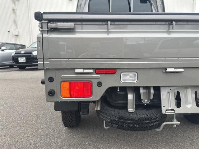 スーパーキャリイ Ｘリミテッド　４ＷＤ　衝突被害軽減ブレーキ　ナビ　ワンオーナー　ＬＥＤヘッドライト　フォグランプ　社外バンパーガード　アルミホイール　社外マフラー　キーレスエントリー　５ＭＴ（51枚目）