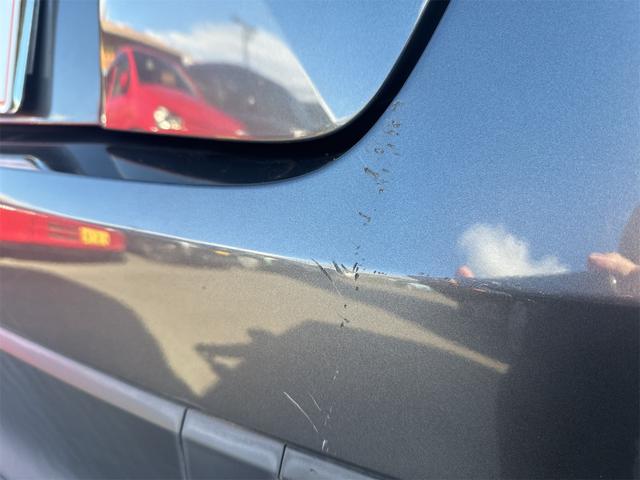 プリウス Ｓ　トヨタセーフティセンス　ワンオーナー　ナビＴＶ　Ｂｌｕｅｔｏｏｔｈ　ＬＥＤヘッドライト　ドライブレコーダー　ＥＴＣ　スマートキー　プッシュスタート　クルーズコントロール　整備記録簿（52枚目）