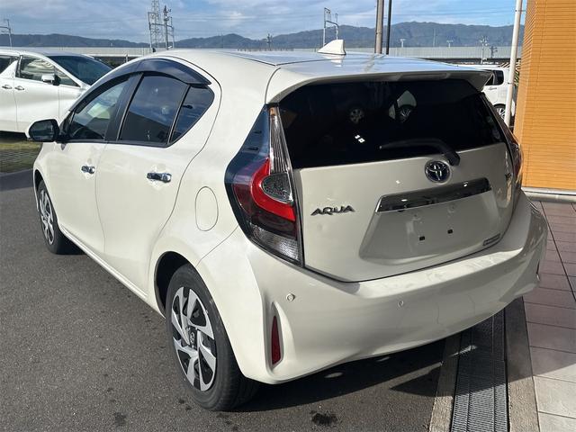 アクア Sスタイルブラック トヨタセーフティセンス ナビTV パノラマモニター LEDヘッドライト スマートキー プッシュスタート(10枚目)