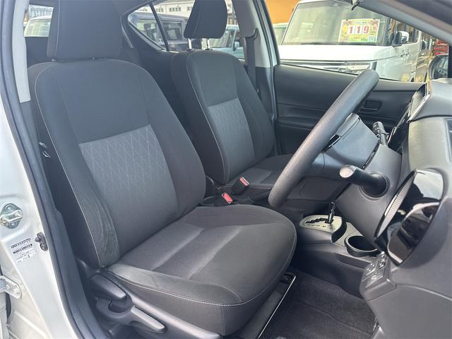 アクア Sスタイルブラック トヨタセーフティセンス ナビTV パノラマモニター LEDヘッドライト スマートキー プッシュスタート(16枚目)