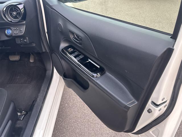 アクア Sスタイルブラック トヨタセーフティセンス ナビTV パノラマモニター LEDヘッドライト スマートキー プッシュスタート(37枚目)