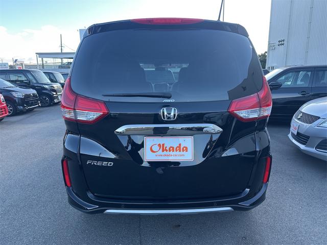 フリード クロスター・ホンダセンシング 4WD 8インチナビTV Bluetooth バックカメラ 両側パワースライドドア 3列シート 6人乗 ドライブレコーダー シートヒーター ETC LEDヘッドライト(9枚目)