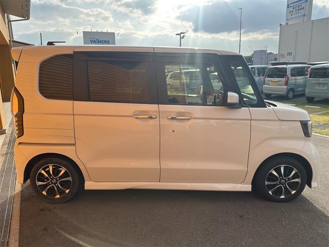 N-BOXカスタム G・EXホンダセンシング ワンオーナー ドライブレコーダー ETC パワースライドドア LEDヘッドライト スマートキー プッシュスタート 禁煙車 整備記録簿(7枚目)