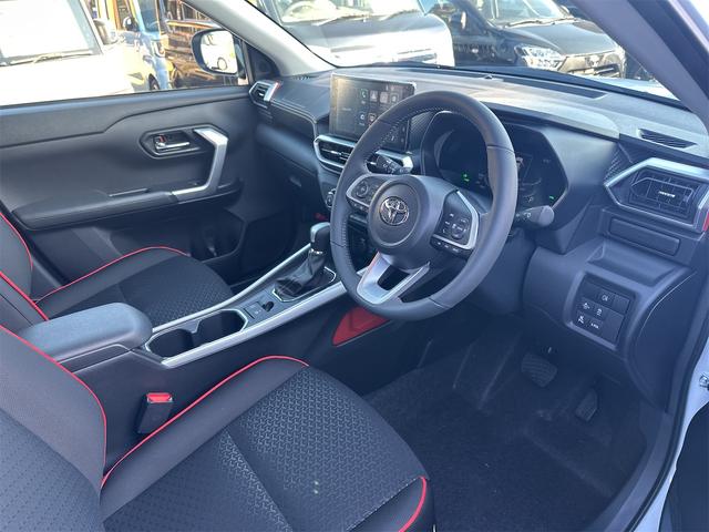 ライズ Z 登録済未使用車 ハイブリッド トヨタセーフティ BSM+RCTA ディスプレイオーディオ フルセグTV Bluetooth パノラマモニター LEDヘッドライト スマートキー プッシュスタート(16枚目)